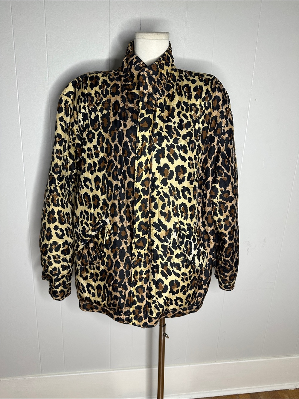 Vintage 80s Clio Silk Cheetah Big Cat Quilted Bomber Jacket